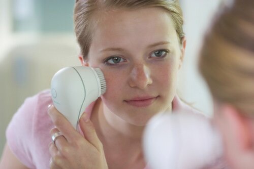 SKIN CLEANSING